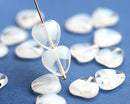 10mm White Heart, Crystal clear and white mixed glass beads - 20Pc