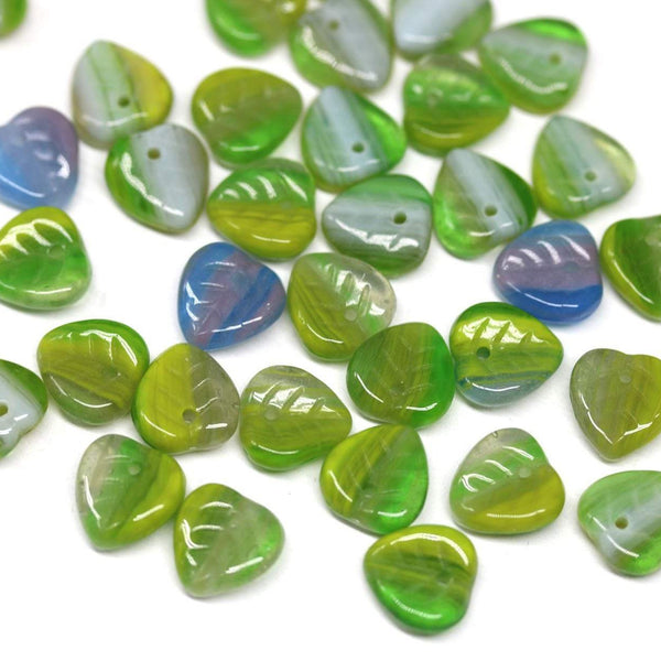 9mm Green leaf beads, Heart shaped triangle leaf - 50pc