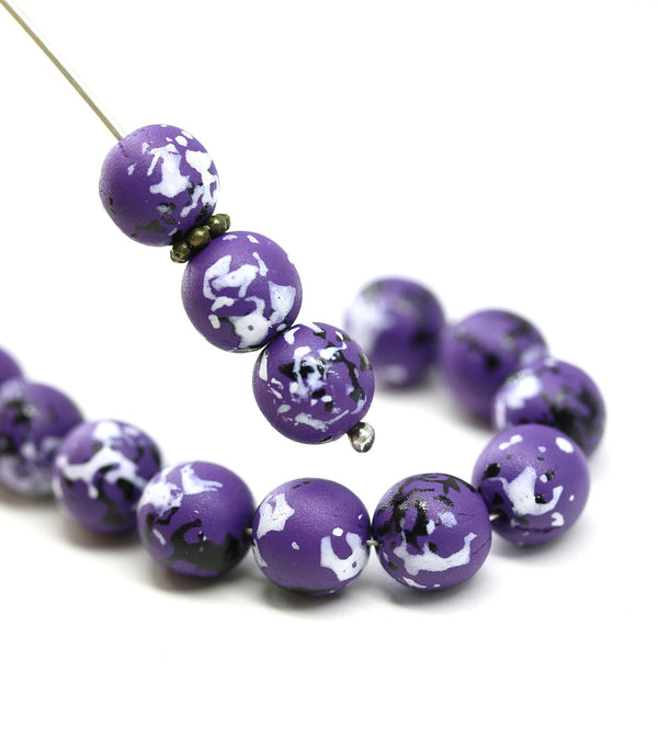 8mm Purple round czech glass druk pressed beads with ornament, 15Pc