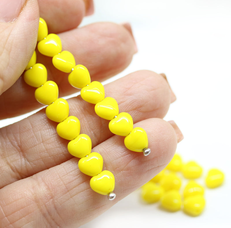 6mm Bright yellow heart czech glass beads - 30pc