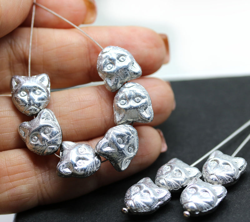 11mm Silver cat head beads Czech glass cat face - 10pc