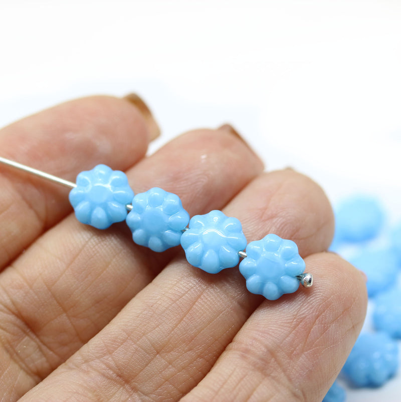 9mm Sky blue Czech glass daisy flower beads, 20pc