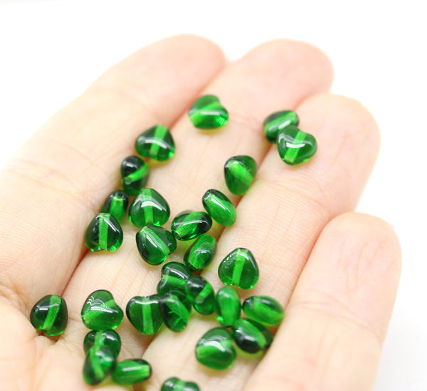 6mm Dark emerald green heart Czech glass beads, 30pc