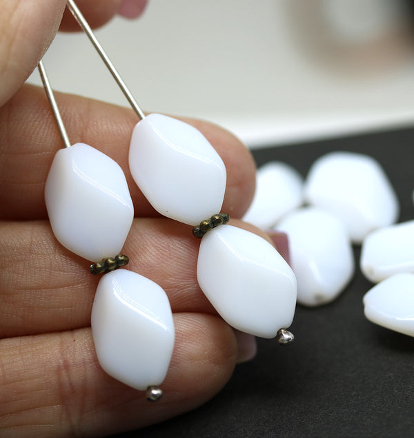 14x10mm White large geometry hexagon Czech glass beads, 10pc