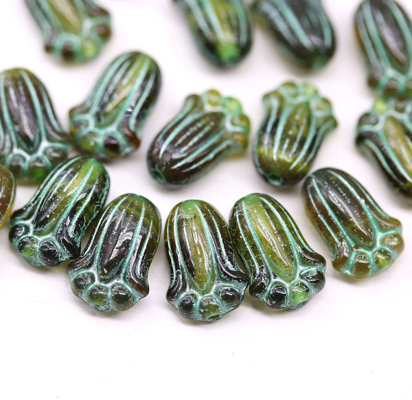 12x8mm Dark green tulip Czech glass beads