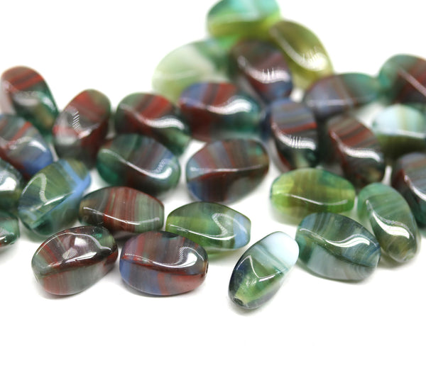 9x6mm Red green mixed oval twisted oval glass beads, 30pc