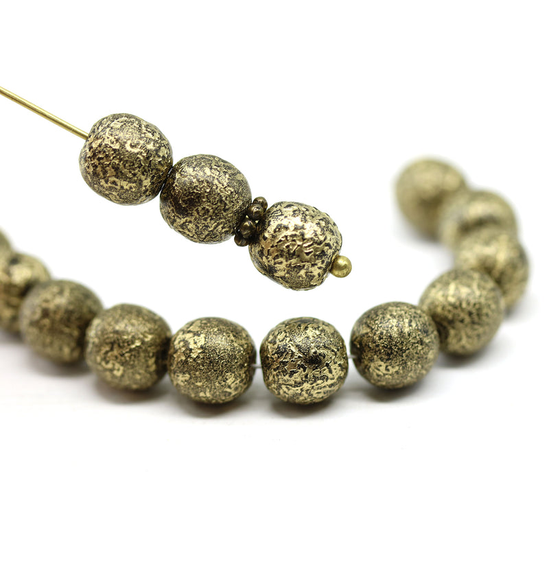 8mm Heavy gold wash on black round czech glass druk beads, 15Pc