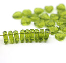 9mm Heart shaped triangle Green leaf glass beads - 30pc