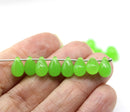 6x9mm Bright green czech glass teardrop beads - 30pc
