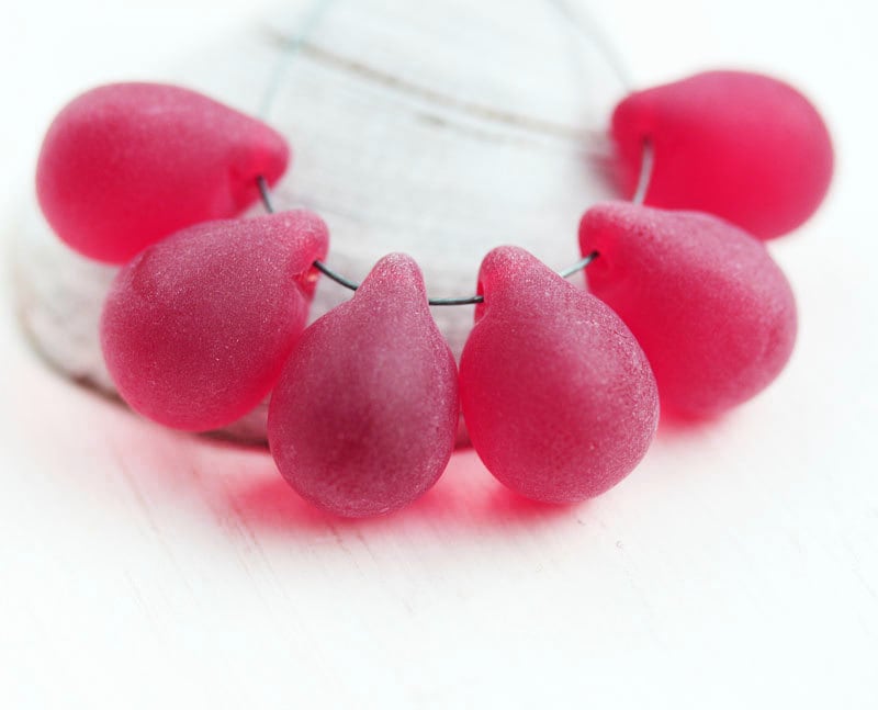 10x14mm Frosted red czech glass teardrop beads large briolette drop 6p