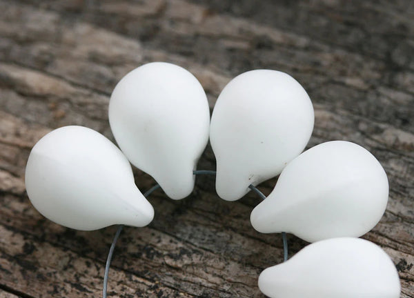 10x14mm Matte white czech glass teardrop beads large briolette drop 6pc