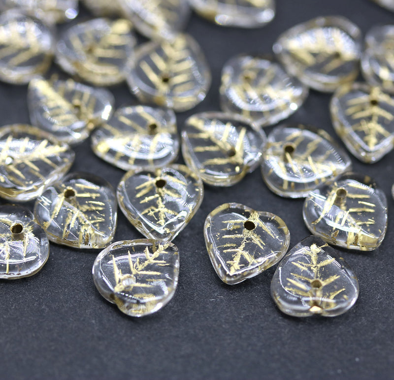 9mm Clear leaf heart shaped triangle Czech glass leaves - 30pc