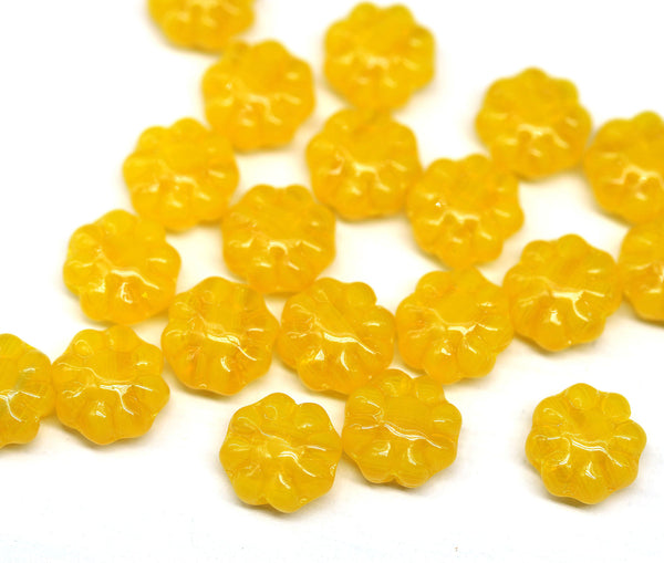 9mm Opal yellow Czech glass daisy flower beads, 20pc