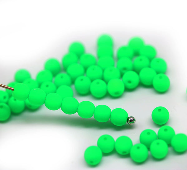 4mm Neon dark green czech glass round druk beads spacers, 50pc