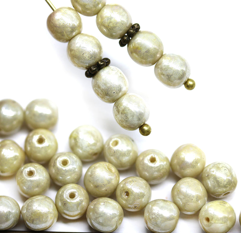 6mm Pale beige round druk czech glass beads with luster, 40Pc