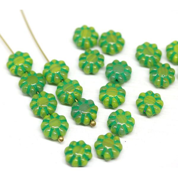 9mm Yellow green Czech glass daisy flower beads 20pc