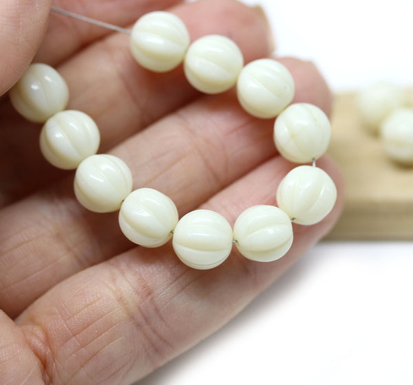 8mm Ivory beige czech glass round beads, Melon shape, 20pc