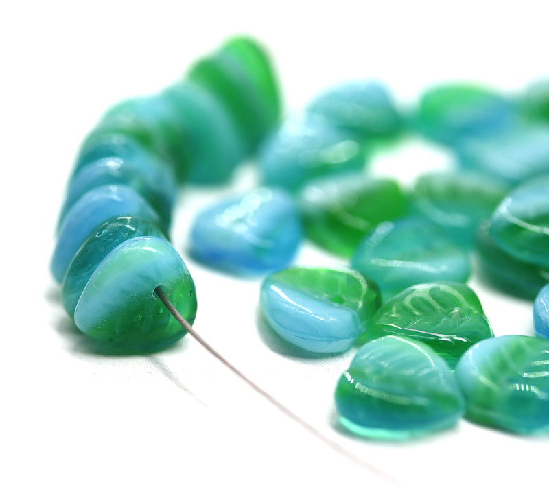 9mm Blue green glass leaf beads, Heart shaped triangle leaf, 40pc