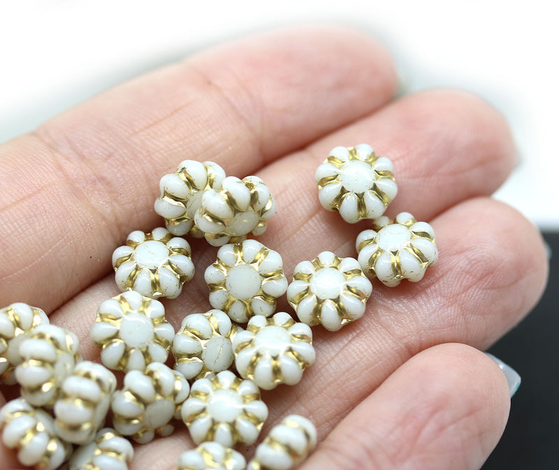 9mm Off white Czech glass daisy flower beads, gold wash, 20pc
