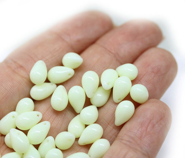 6x9mm Light melon yellow czech glass teardrop beads, 40pc
