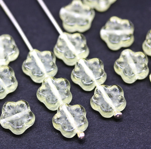 8mm Light yellow flower beads czech glass, 20pc