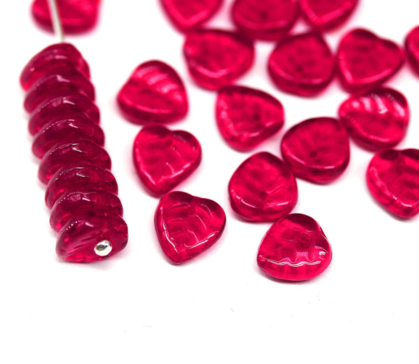 9mm Dark red heart shaped triangle leaf czech glass, 30pc