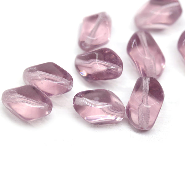 13x9mm Light purple twisted czech glass barrel bead, 10Pc