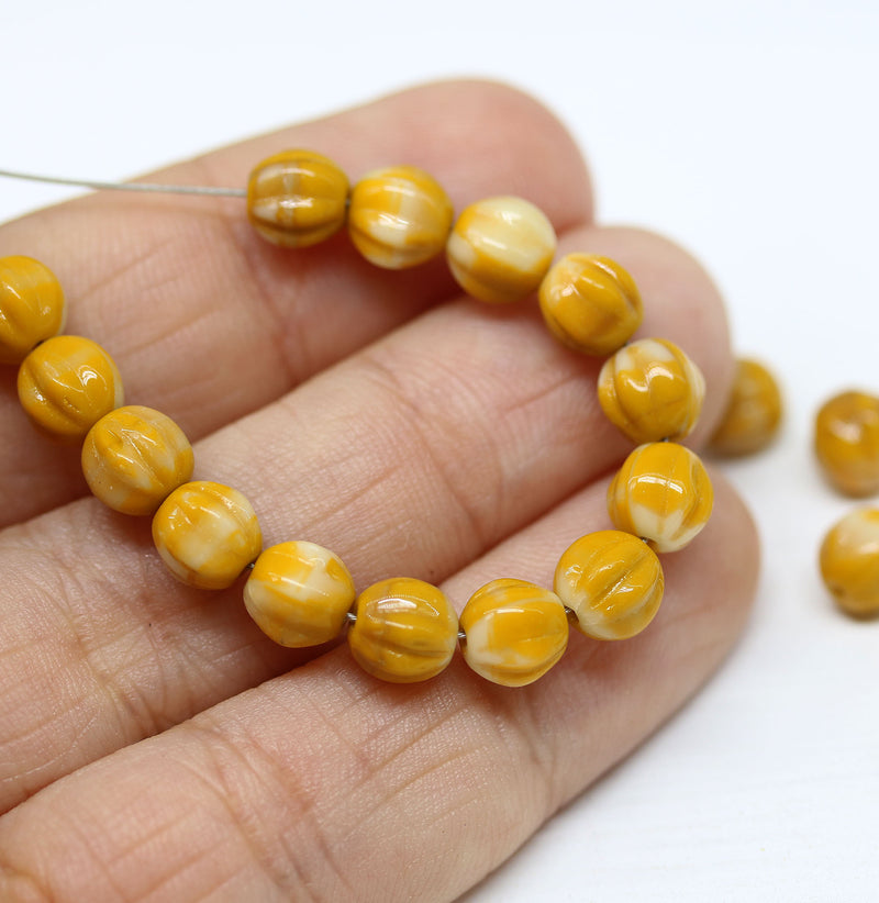6mm Yellow beige mixed color round melon shape czech glass beads - 30Pc