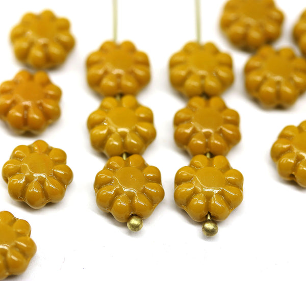 9mm Dark ocher yellow flower beads Czech glass daisy - 20Pc