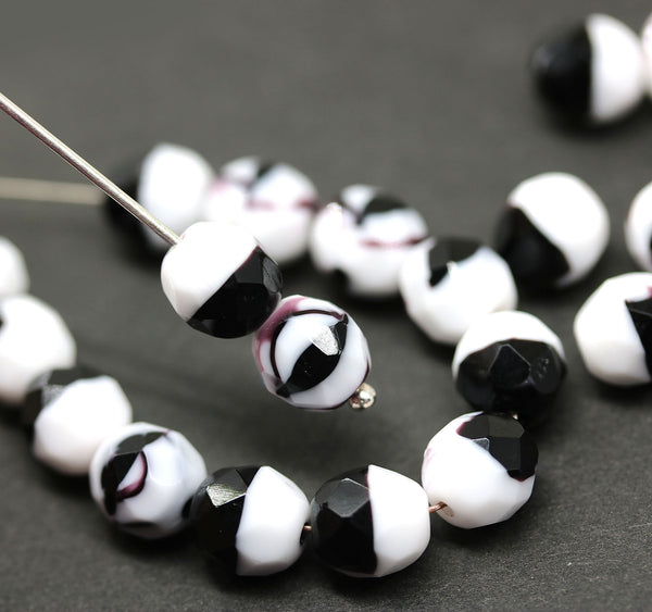 8mm Black and white czech glass fire polished round beads - 10pc