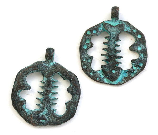 Fish bone pendant Green Patina