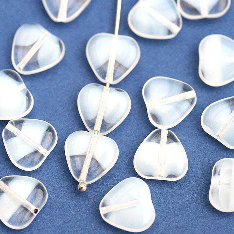 10mm White Heart, Crystal clear and white mixed glass beads - 20Pc