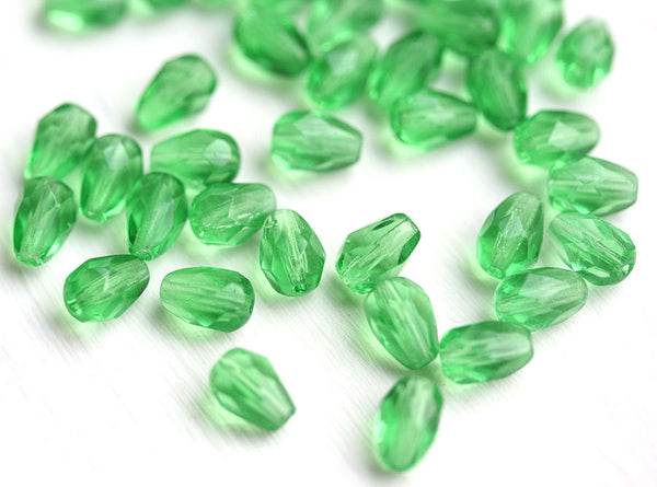 40pc Transparent Spring Green teardrop beads, czech glass pear beads - 7x5mm