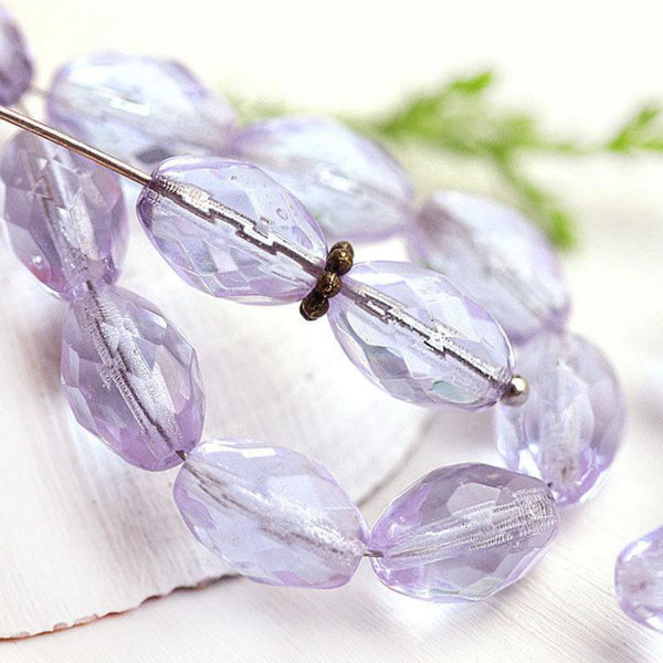 11x8mm Lilac barrel beads, Light purple czech glass fire polished oval beads - 20Pc