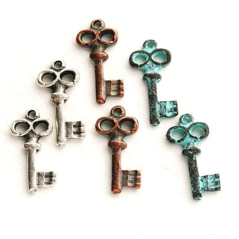 6pc Skeleton small key charms mix