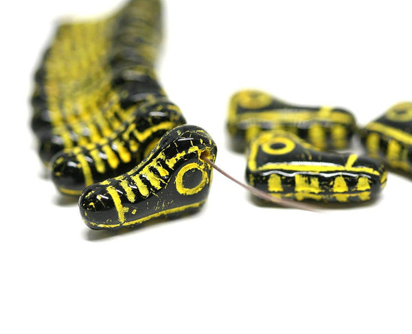 15x9mm Black shoe czech glass beads, Black Yellow, Sneakers Sport Street wear shoes 15Pc