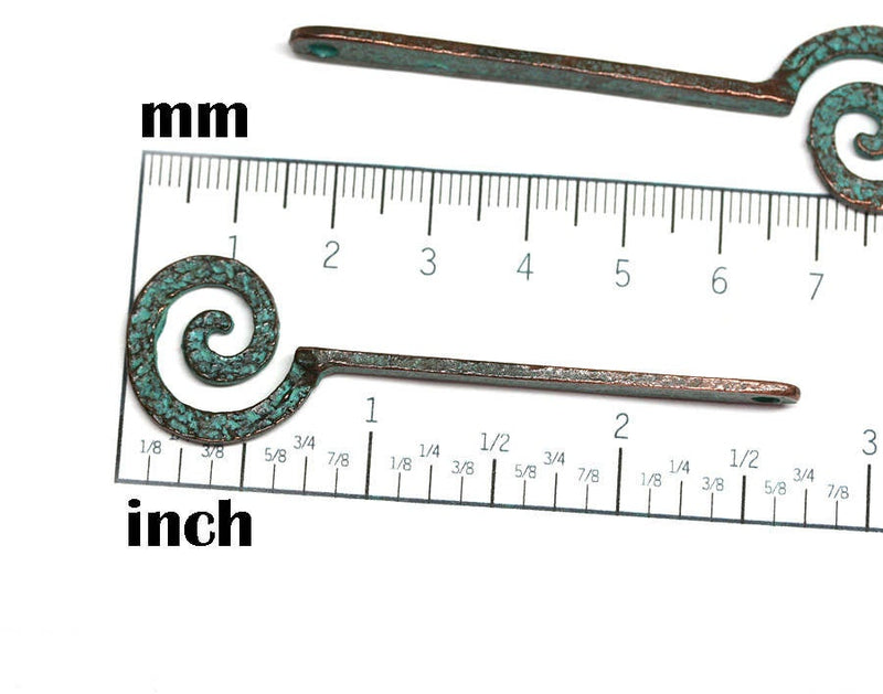 70mm Green patina long copper spiral hammered pendants 2pc