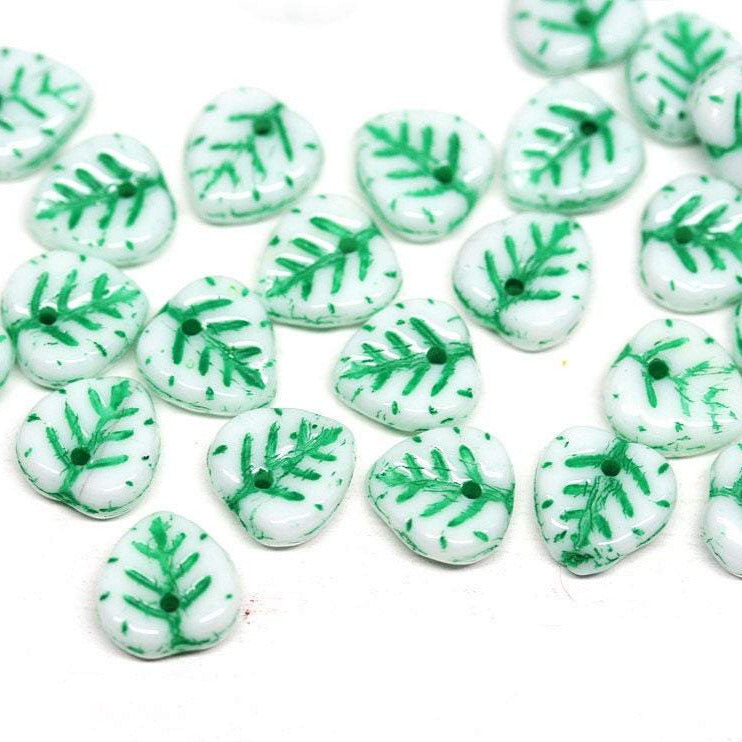 9mm Heart shaped leaf beads, White Green leaf beads, Czech glass - 30pc