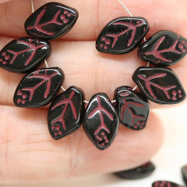 12x7mm Black leaf beads Czech glass jet black beads Dark pink inlays - 25Pc