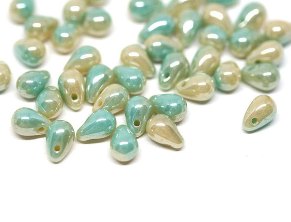 4x6mm Turquoise green teardrop beads Tiny czech glass - 50Pc