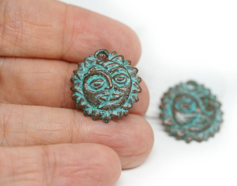2pc Sun Moon charms Green patina Copper 20mm