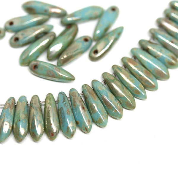 40pc Turquoise green Picasso luster Dagger Czech glass beads - 3x11mm