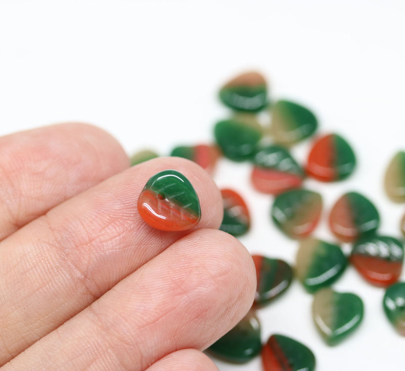 9mm Green red leaf beads, Heart shaped triangle, Czech glass - 50pc