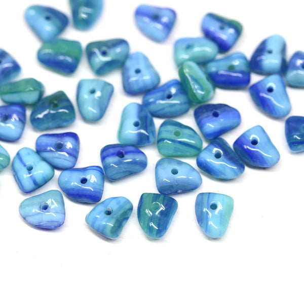 40pc Blue green triangle spacer beads, Czech glass - 5x7mm