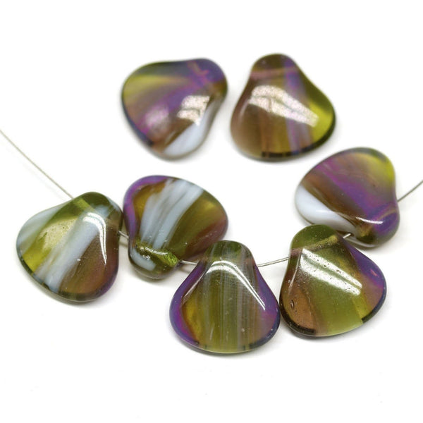 8Pc Czech glass shell beads, Olive green purple seashell - 9mm