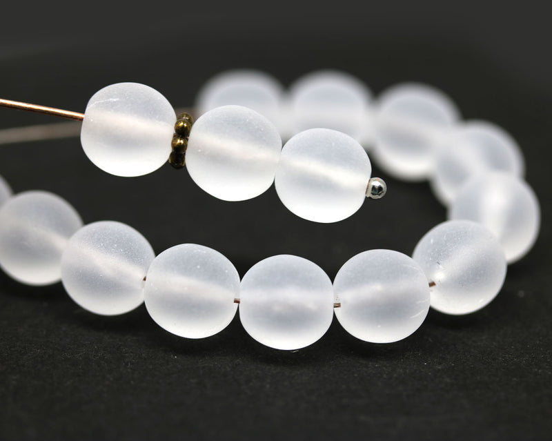 8mm Frosted clear round druk pressed beads 30Pc