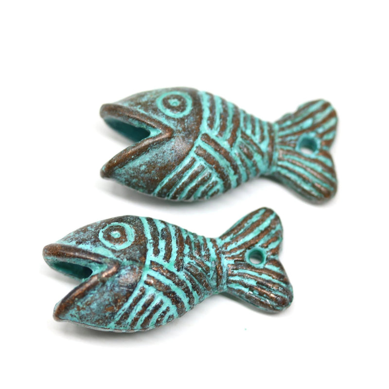 2pc Large fish pendant green patina on copper 28mm