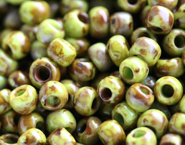 6/0 Toho seed beads, Sour Apple Picasso, Y310, green hybrid - 6g
