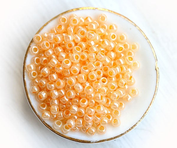 8/0 Toho seed beads, Ceylon Peach Cobler, N 148 - 10g