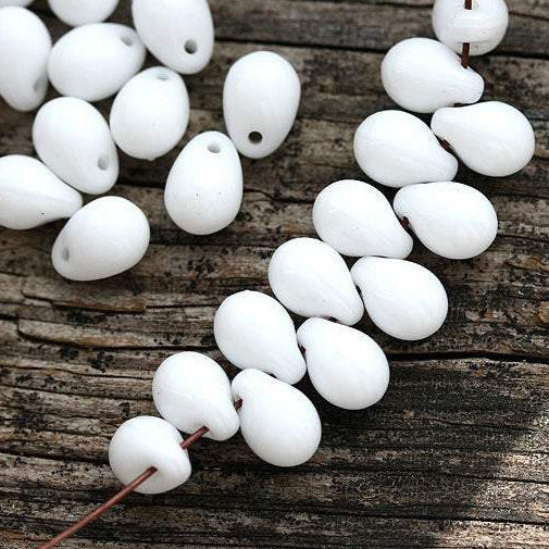 5x7mm White teardrops czech glass drop beads - 40pc